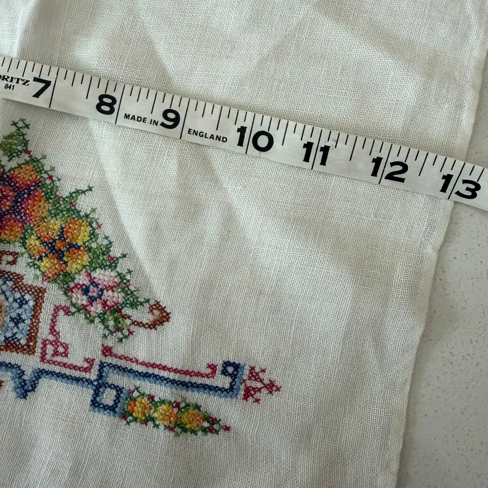 Vintage White Linen Hand Towel Floral Cross Stitch Embroidery‎ Decorative 13x22